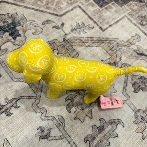 VS PINK VINTAGE YELLOW CREST 1986 PLUSH DOG